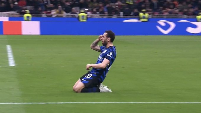 Cudowny gol Calhanoglu! Zalewski mógł zostać bohaterem derbów [WIDEO]