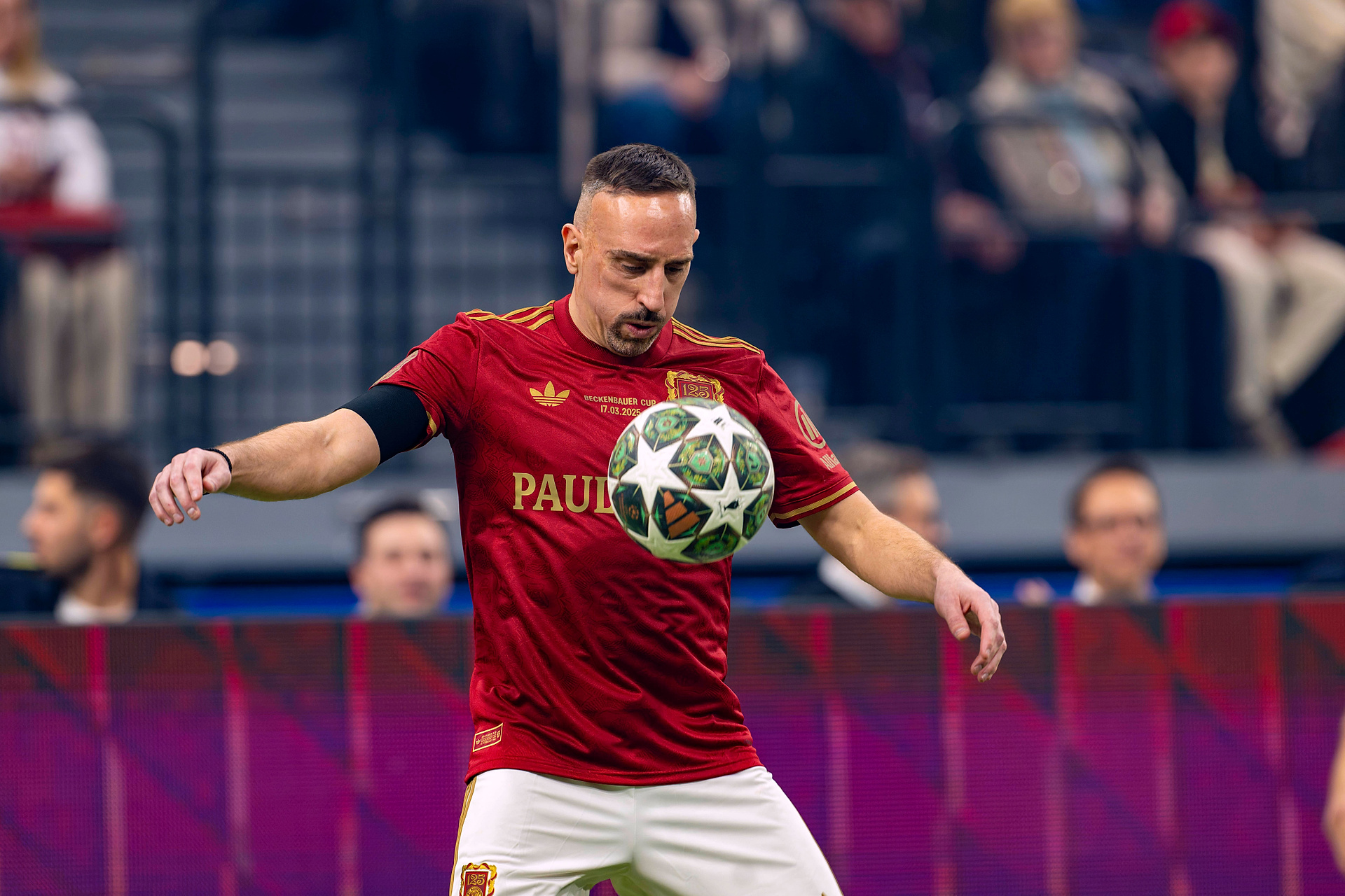 "Bayern musi podpisać z nim kontrakt". Ribery oczekuje transferu gwiazdy