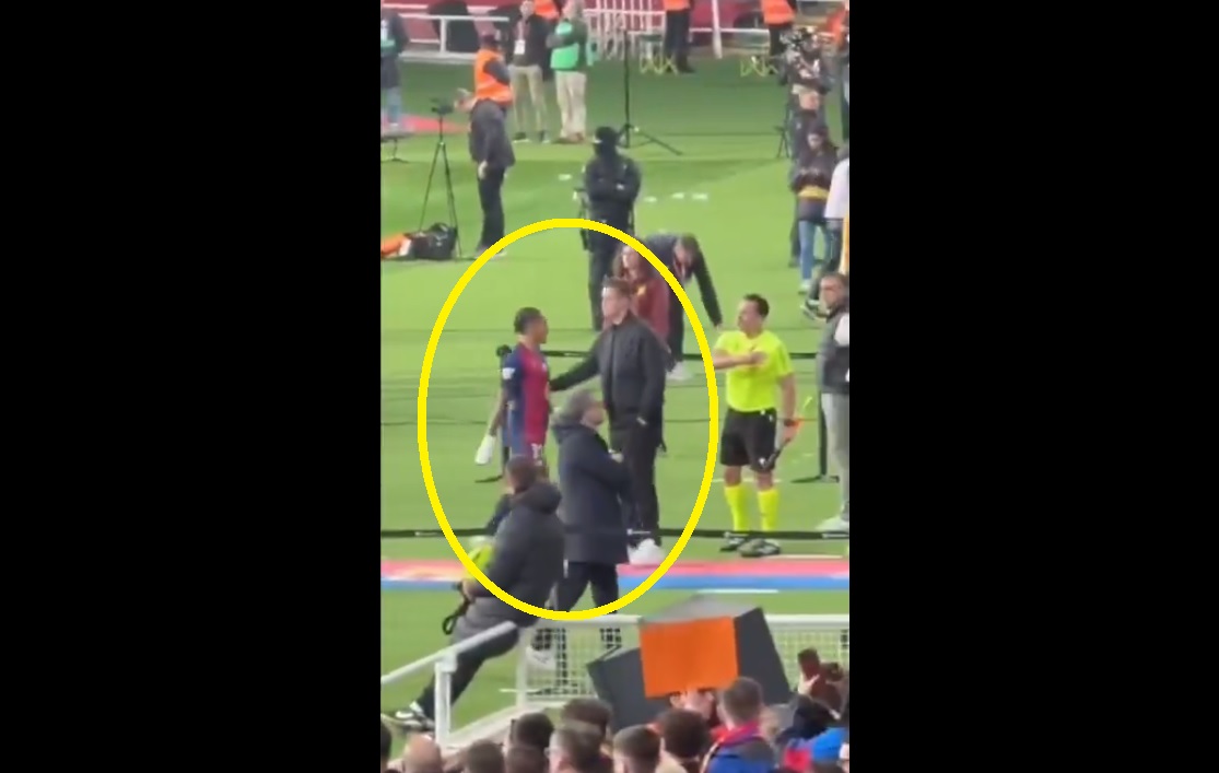 Raphinha nie wytrzymał! Szarpał się z Ter Stegenem [WIDEO]
