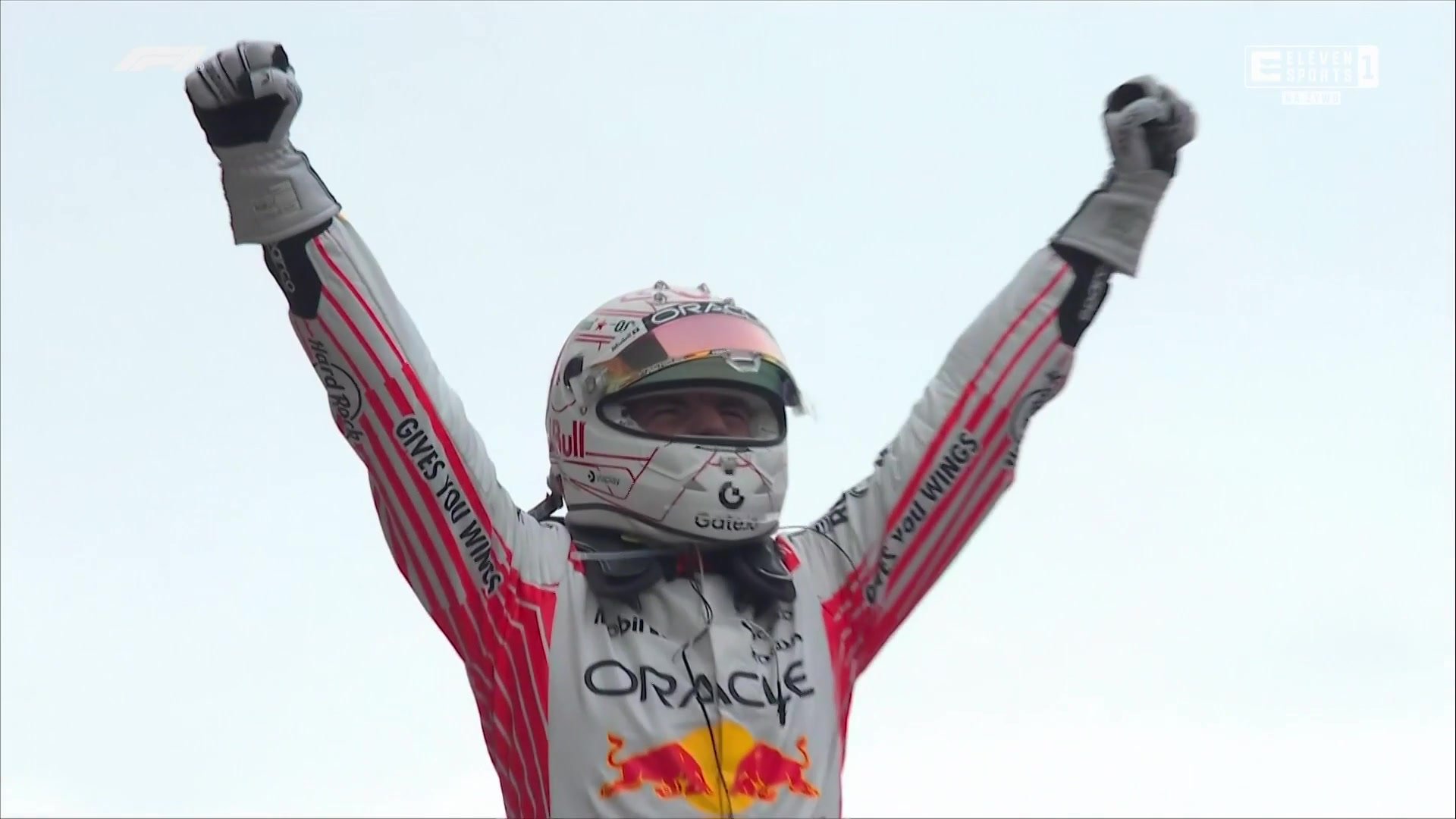 Verstappen z pierwszym zwycięstwem w sezonie! Było gorąco między nim i Norrisem [WIDEO]