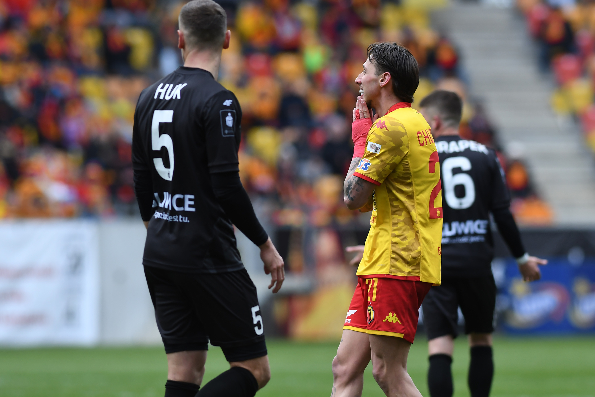 Cieszy się Raków, cieszy się Lech. Jagiellonia potknęła się na Piaście! [WIDEO]