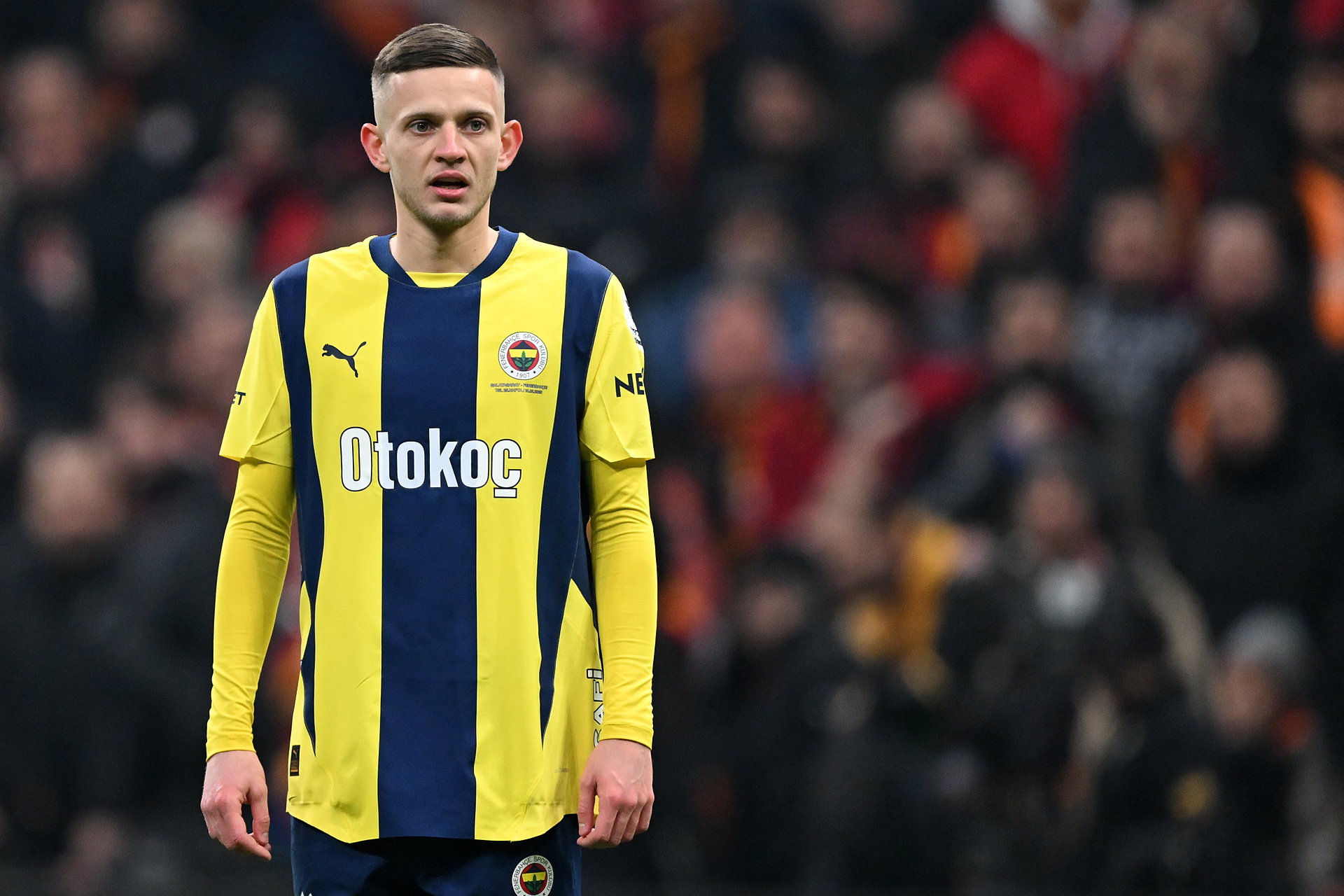 Media: Gwiazdy mają odejść z Fenerbahce. Na liście jest też Szymański
