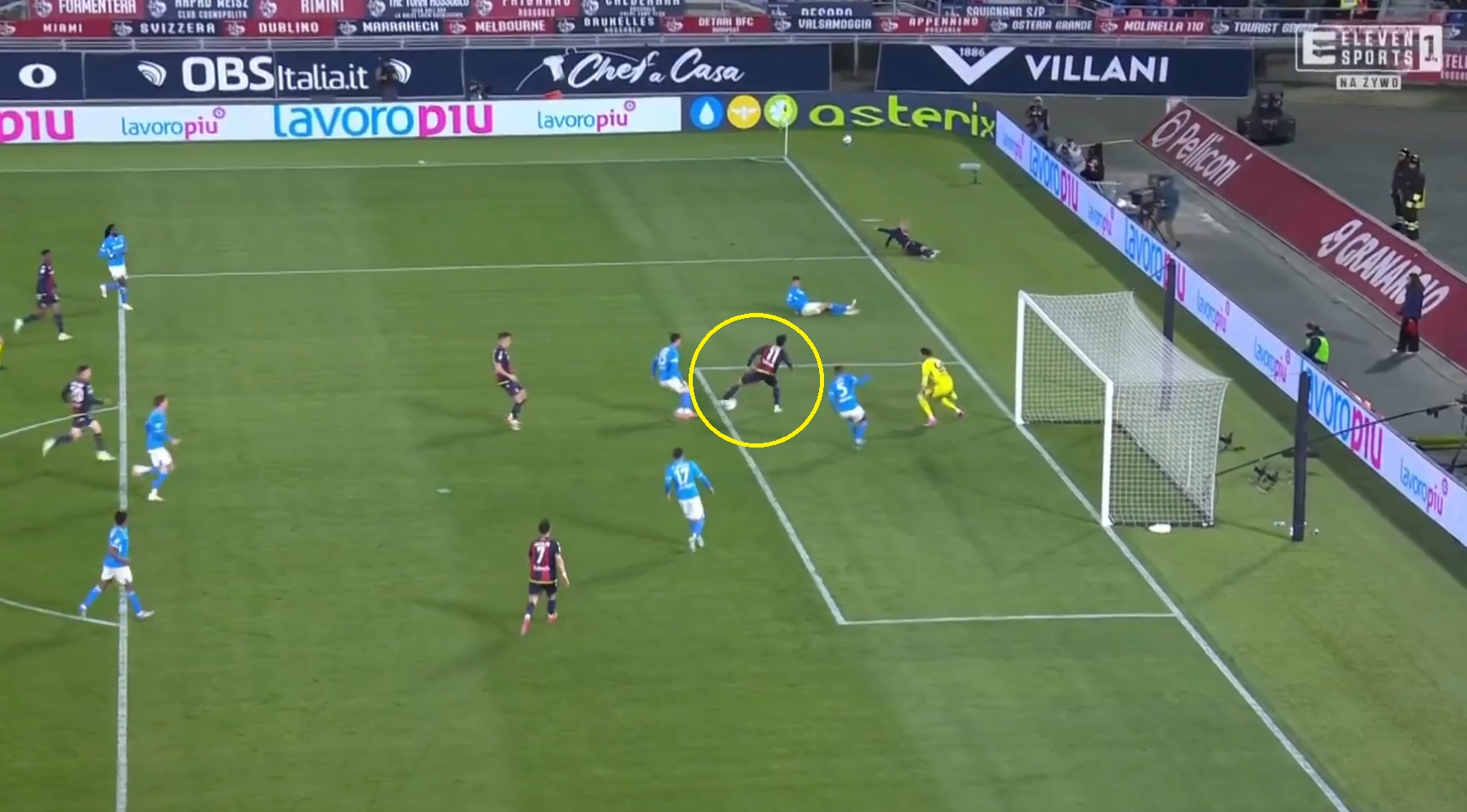 Przepiękny gol zabrał zwycięstwo Napoli. Podział punktów w hicie Serie A [WIDEO]
