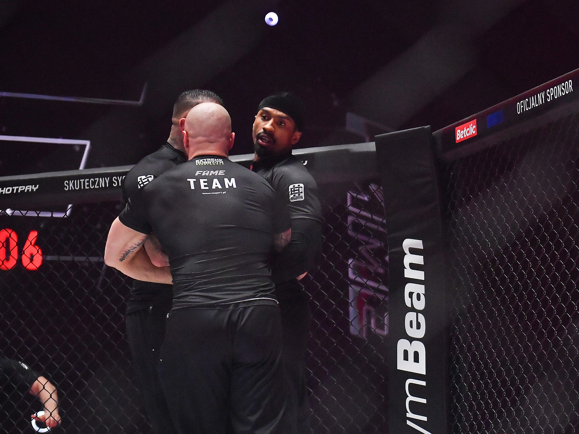 Pilne wieści po gali Fame MMA 25. Posypią się kary?