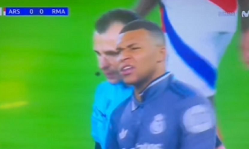 Brzydkie zachowanie Mbappe. Kopnął leżącego rywala [WIDEO]