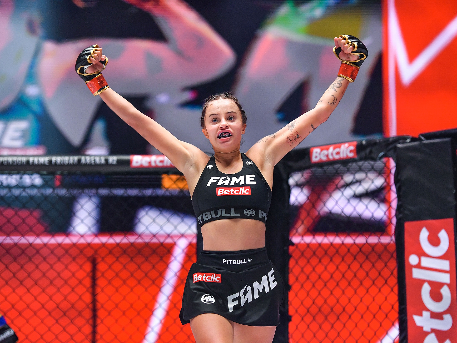 Kontrowersyjna freakfighterka kończy karierę. Uderzyła w całą branżę