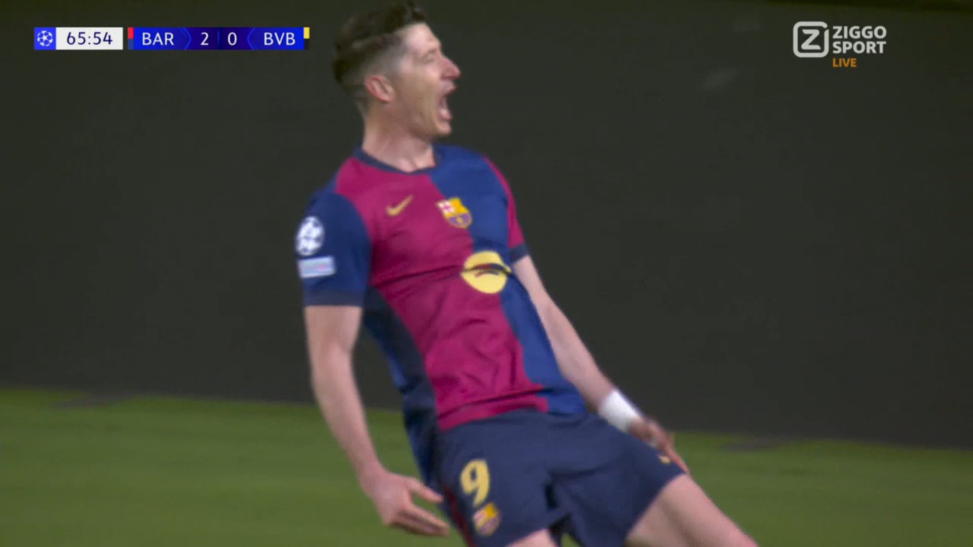 Lewandowski bezlitosny dla Borussii! Kolejny gol Polaka [WIDEO]