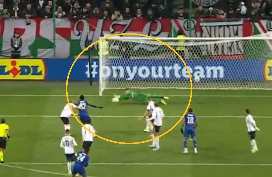 Pierwsze 45 minut "perfekt". A później dwa błędy Tobiasza... [WIDEO]
