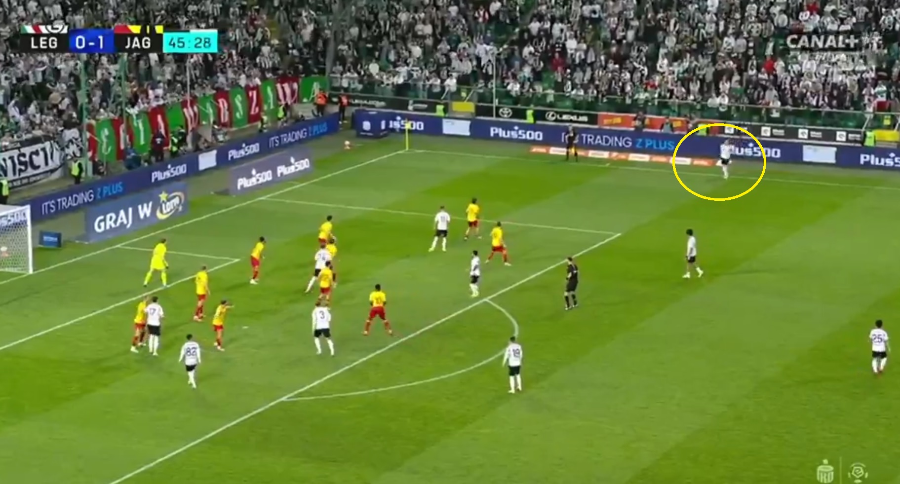 Duża kontrowersja w hicie Ekstraklasy! Nie uznano gola dla Legii [WIDEO]