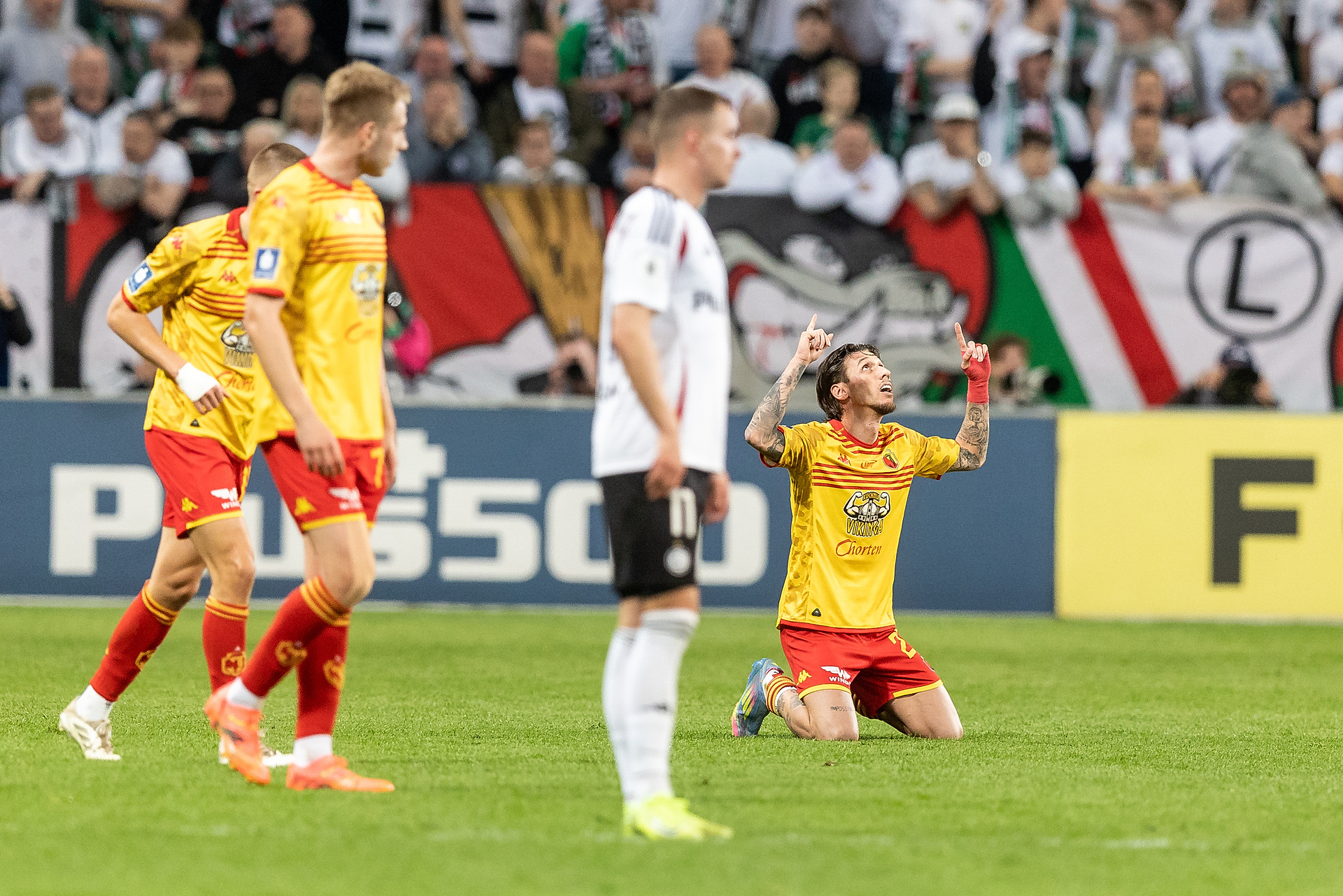 Jagiellonia ograła Legię! Bezcenne zwycięstwo mistrzów Polski [WIDEO]