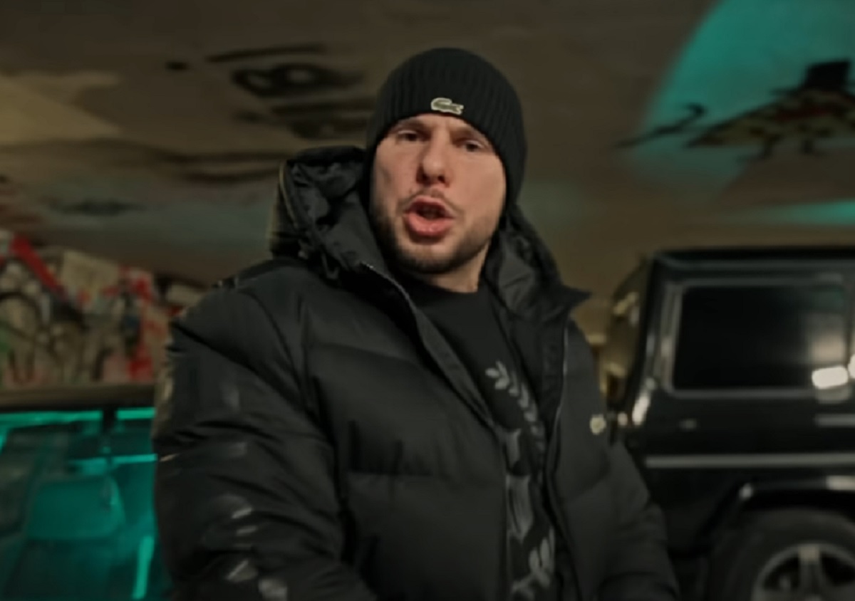Znany raper kuszony debiutem we freakfightach. Tyle mu zaproponowano