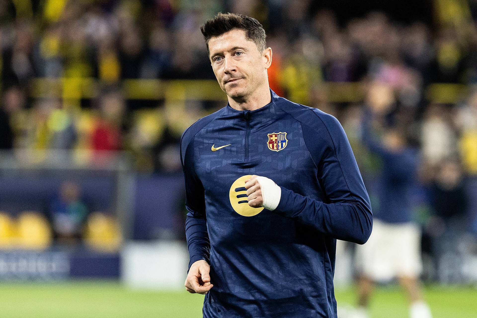 Katalońska prasa zaskoczyła ocenami. Szczęsny jednym z najgorszych, Lewandowski wśród najlepszych