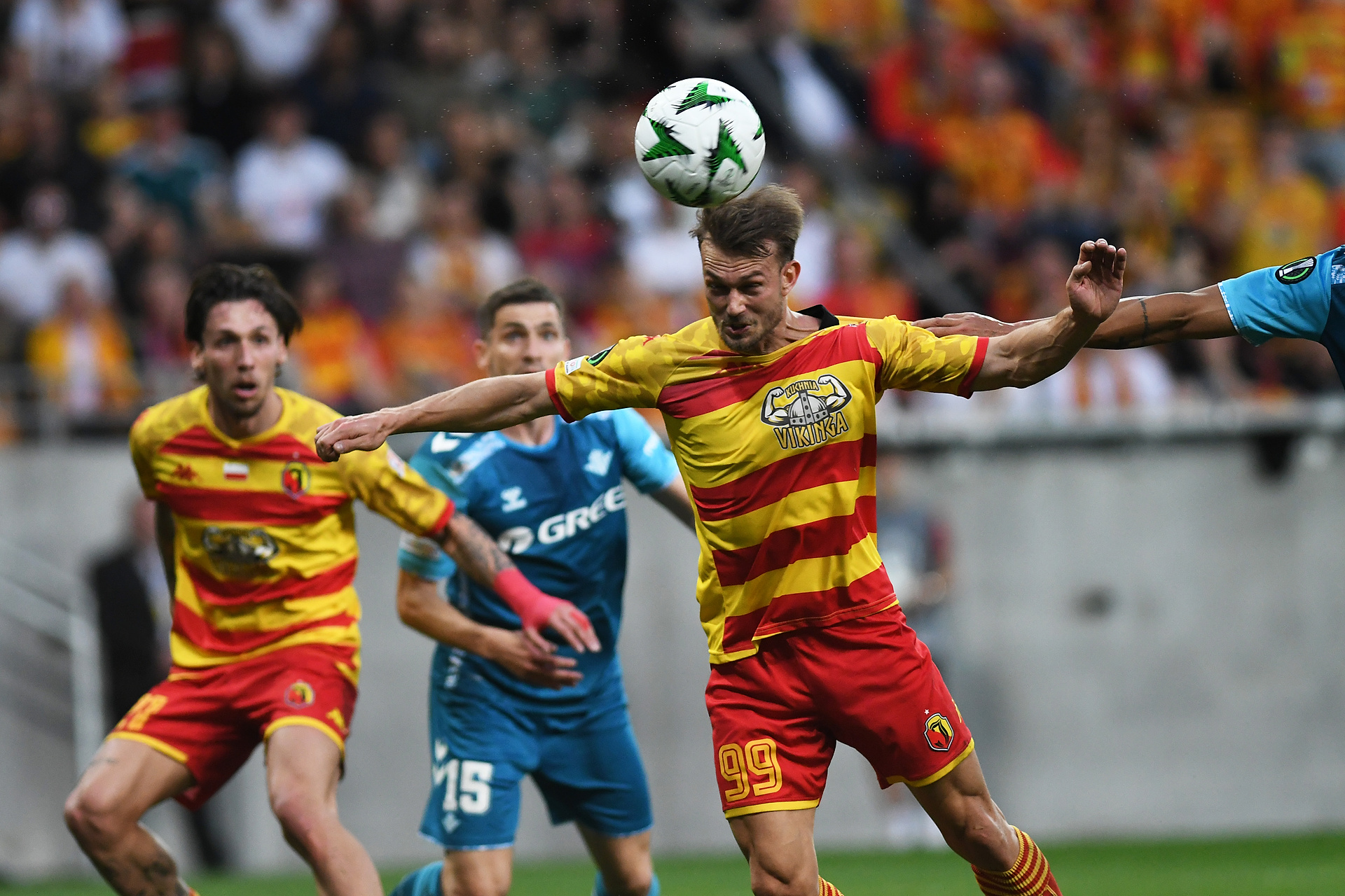 Jagiellonia nie pękła, wyjątkowe pożegnanie z Europą. Frajda, kasa i nowy kozak