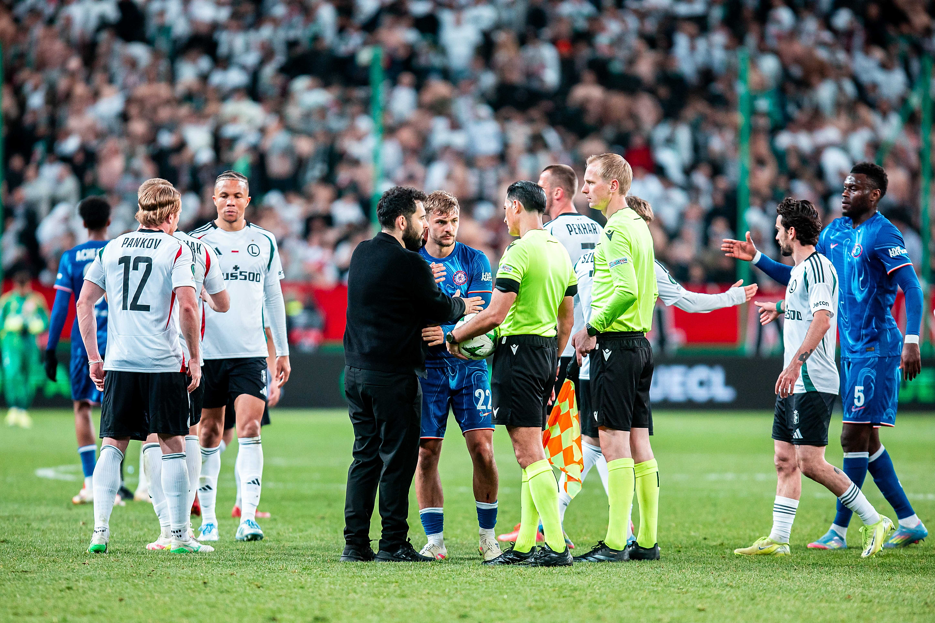 "Nie da się na to patrzeć". Legenda Legii grzmi po wygranej nad Chelsea