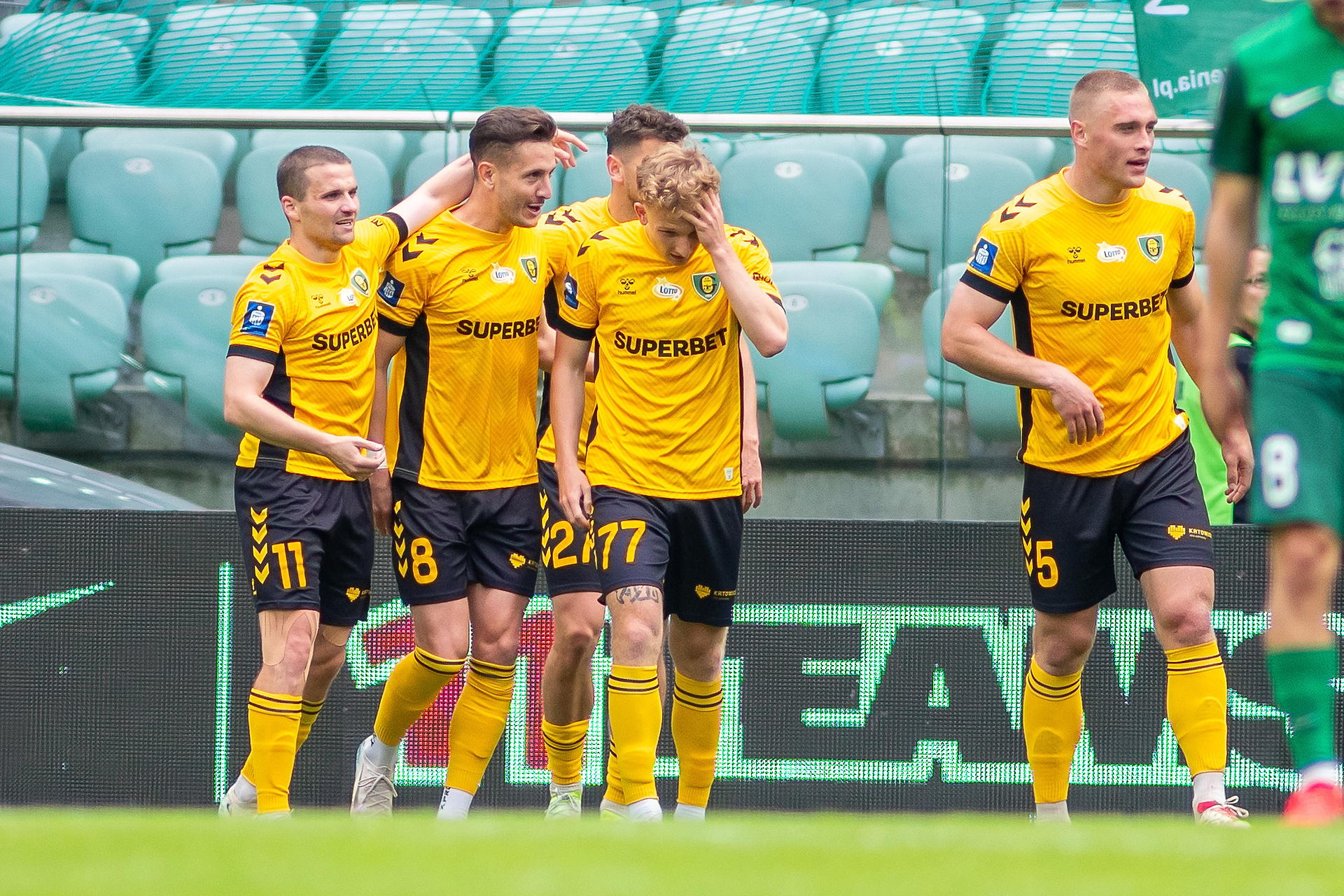 GKS Katowice - Cracovia gdzie oglądać? Stream online i transmisja na żywo w TV z Ekstraklasy (11.05.2025)