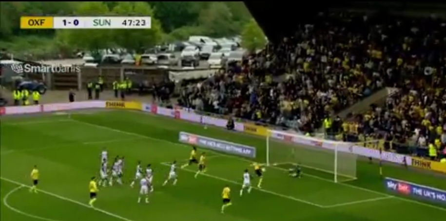 Gol Polaka w Anglii. Instynkt snajpera [WIDEO]