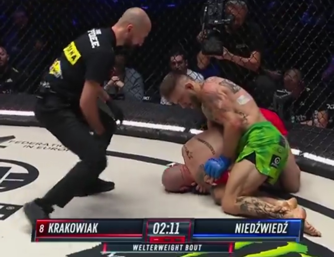 Kapitalne poddanie na KSW. Efektowna dźwignia [WIDEO]