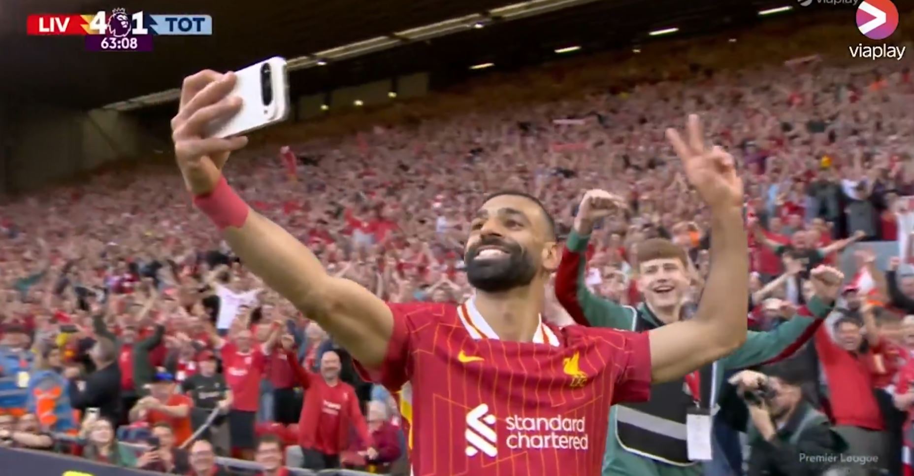 Liverpool nowym mistrzem Anglii! Demolka z Tottenhamem i wielkie świętowanie [WIDEO]