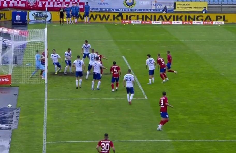 Piorunująca końcówka Rakowa! "Medaliki" bliżej mistrzostwa [WIDEO]