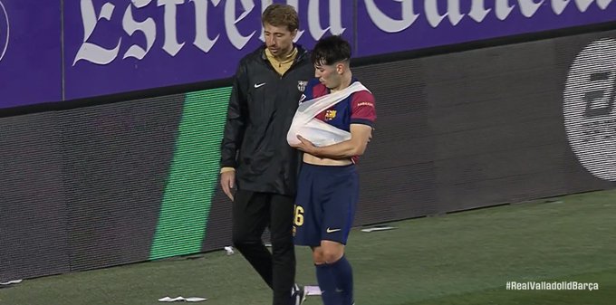 Kontuzja w debiucie. Pech młodego gracza Barcelony