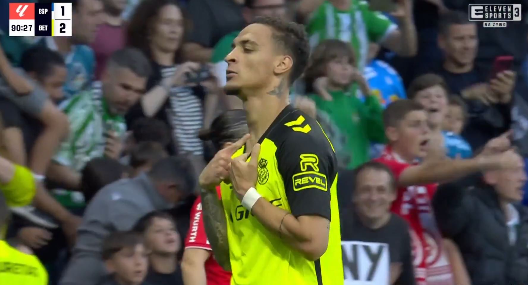 Magia Antony'ego! Cudowny gol dał wygraną w 91. minucie [WIDEO]