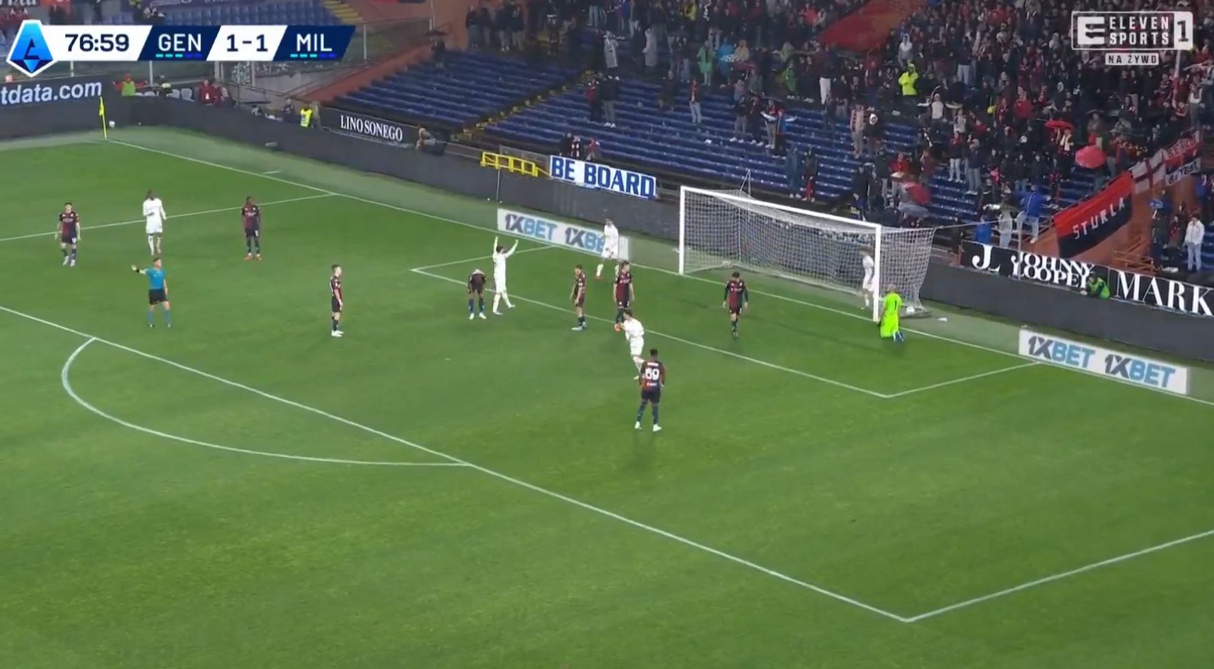 Samobój uratował Milan. Dwa gole "Rossonerich" w dwie minuty [WIDEO]