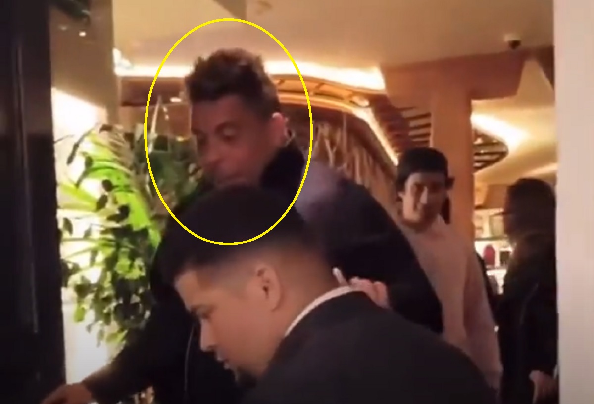 Alarmujące nagranie z udziałem Ronaldo. W takim stanie opuszczał restaurację [WIDEO]