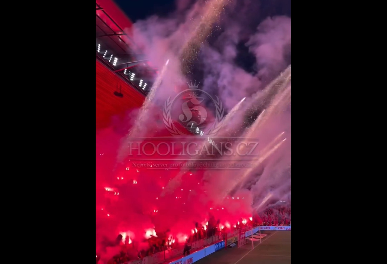 Ależ oprawa w derbach. Kibice przeszli samych siebie [WIDEO]