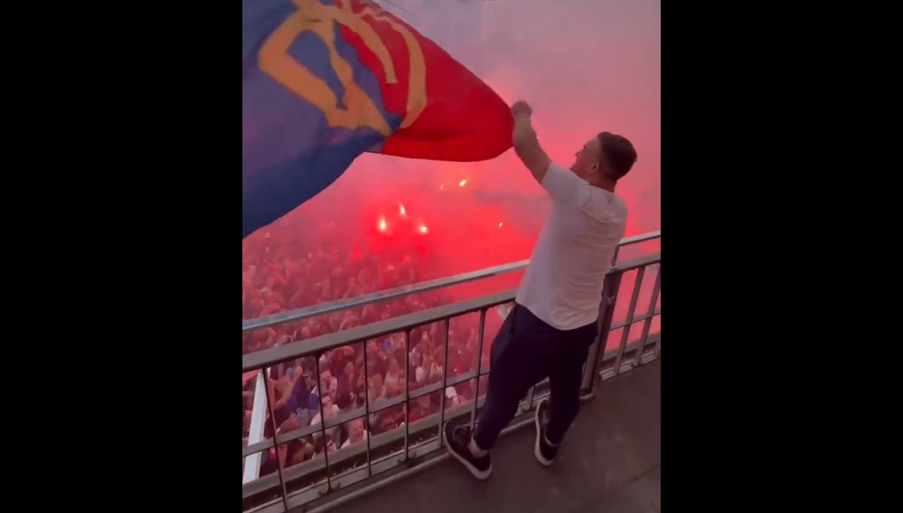 Tak Shaqiri celebrował ligowy tytuł. Czekali długie lata [WIDEO]