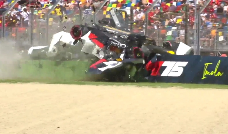 Straszliwie niebezpieczny wypadek w F1. Okropna kraksa [WIDEO]