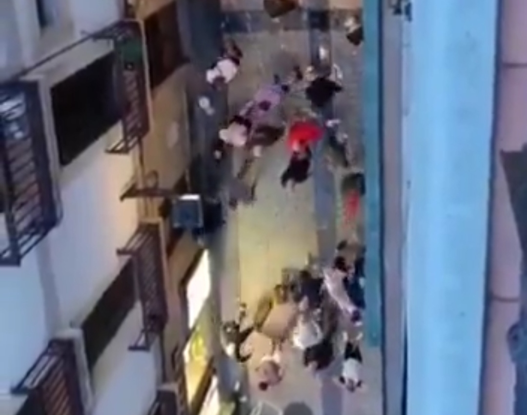 Ostra bijatyka przed finałem Ligi Europy. Musiała interweniować policja [WIDEO]