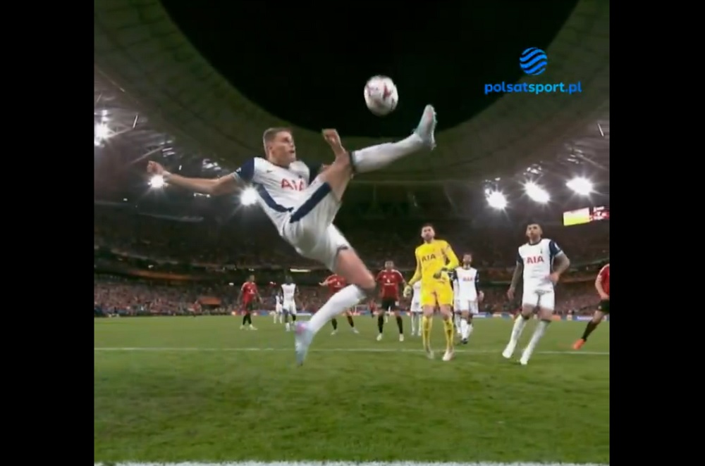 Kosmos! Tak Van de Ven uratował zwycięstwo Tottenhamowi [WIDEO]