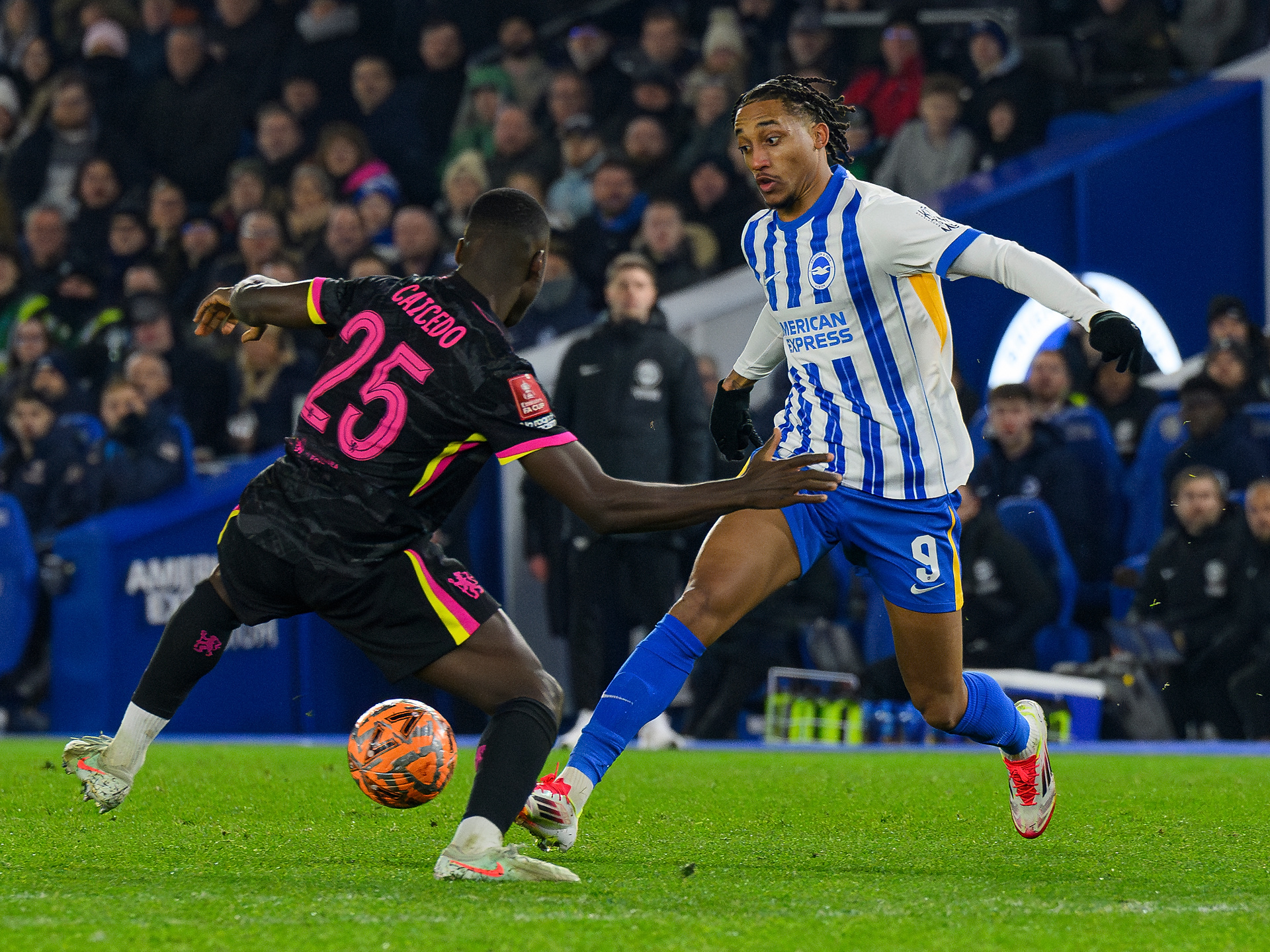 Wewnętrzny hit Premier League? Chelsea ma rozbić bank