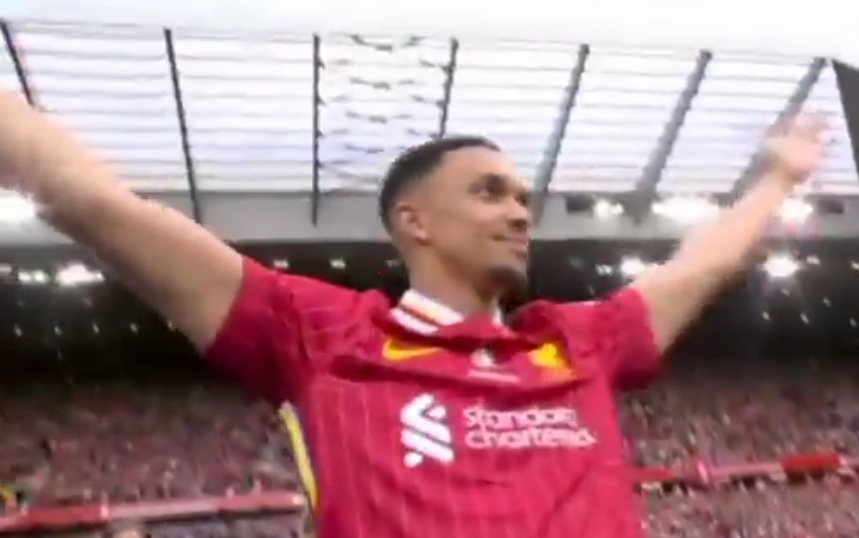 Piękne pożegnanie gwiazdy na fecie Liverpoolu. Klopp zareagował [WIDEO]