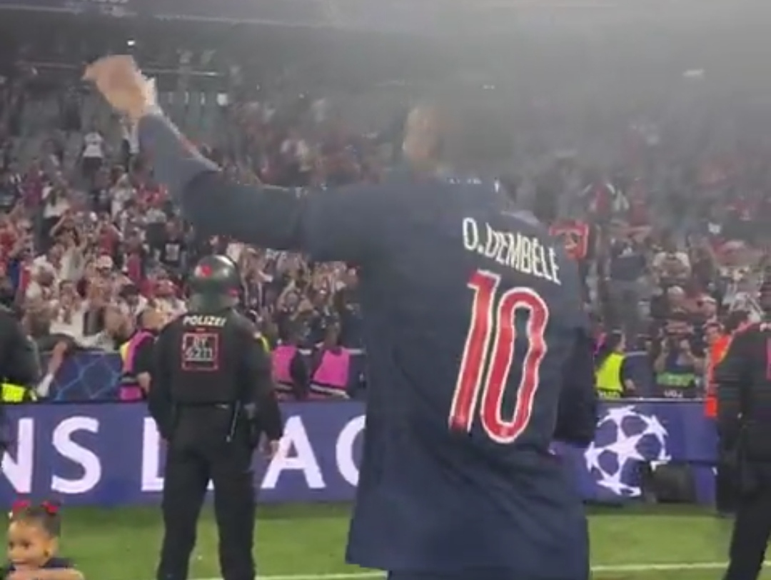 Co za święto! Tak kibice śpiewali o Dembele po finale LM [WIDEO]