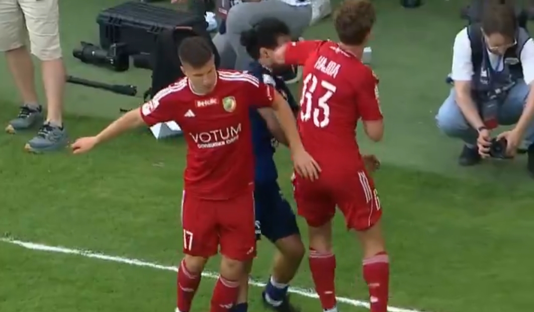 Skandal z udziałem Polaka. Ostry nokaut w ważnym meczu [WIDEO]