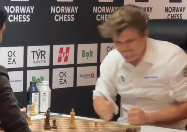 Carlsen chyba oszalał. Tego się po nim nie spodziewali [WIDEO]