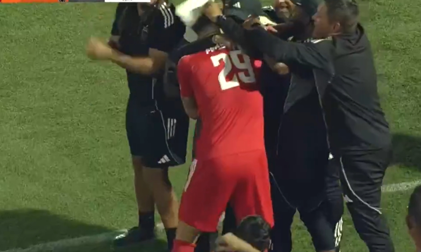 Gol i dwie asysty Polaka. Co za występ, dał zwycięstwo [WIDEO]