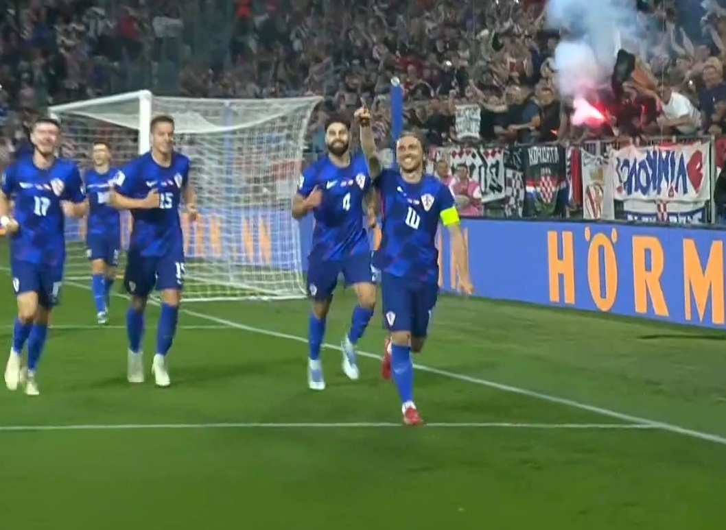 Modrić dał sygnał do natarcia. Chorwaci zniszczyli Czechów w 13 minut! [WIDEO]