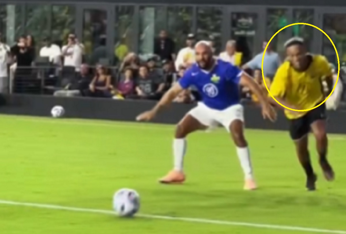 Matko Boska, Ronaldinho! 45 lat i wyczynia cuda [WIDEO]