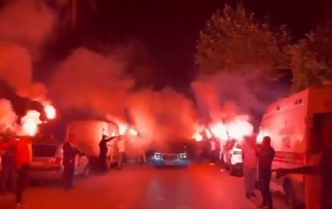 Szaleństwo! Tak kibice Galatasaray powitali Leroya Sane [WIDEO]