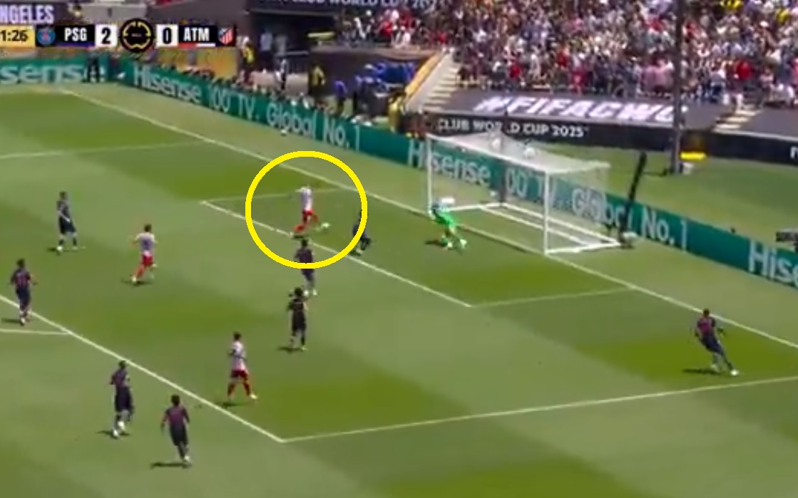Kompromitacja napastnika Atletico. Co za pudło! [WIDEO]