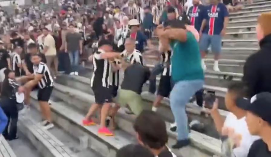 Wielka awantura podczas meczu PSG. Kibice zwariowali [WIDEO]