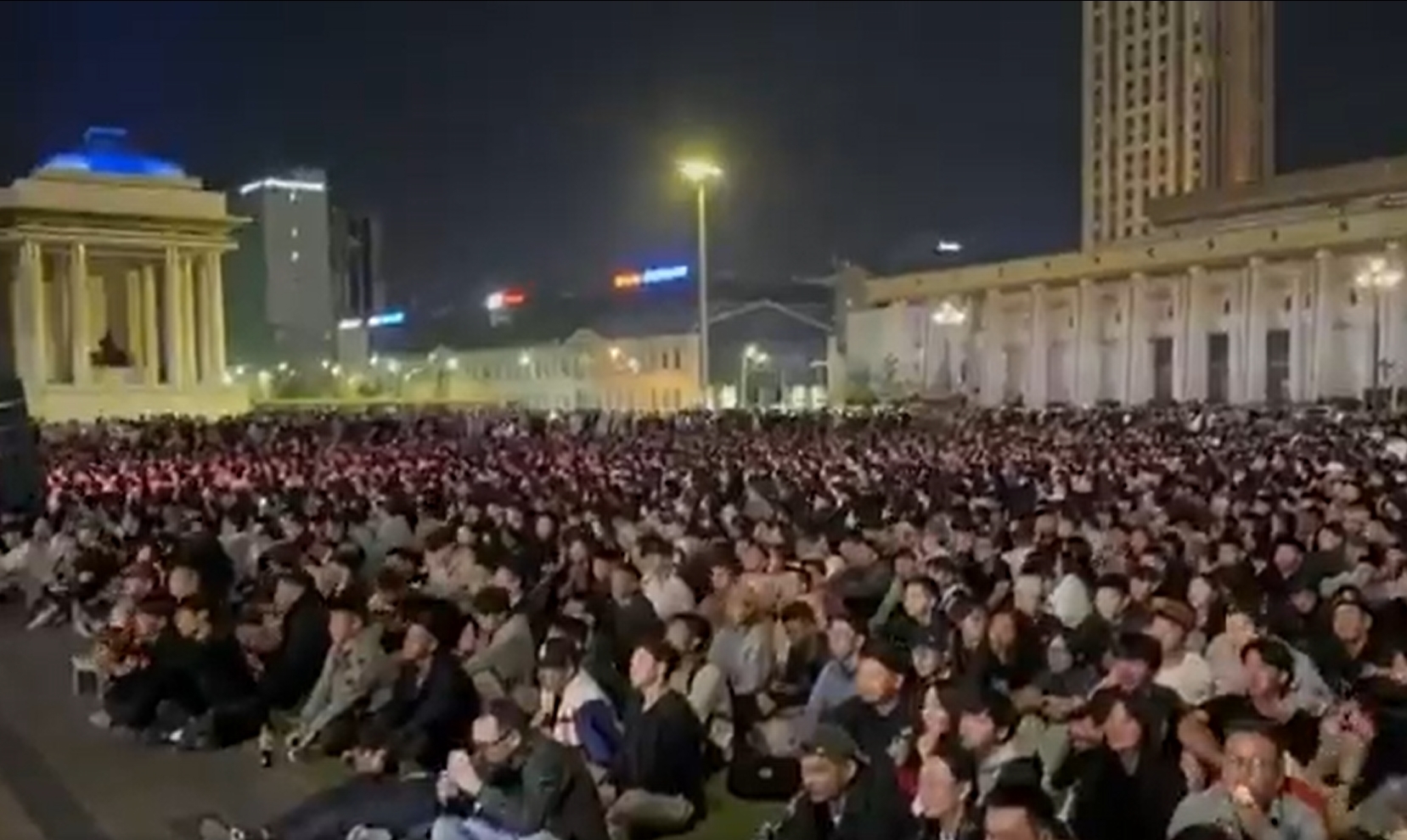 Była godzina 4:00 w nocy. Kraj oszalał, historyczny wynik [WIDEO]