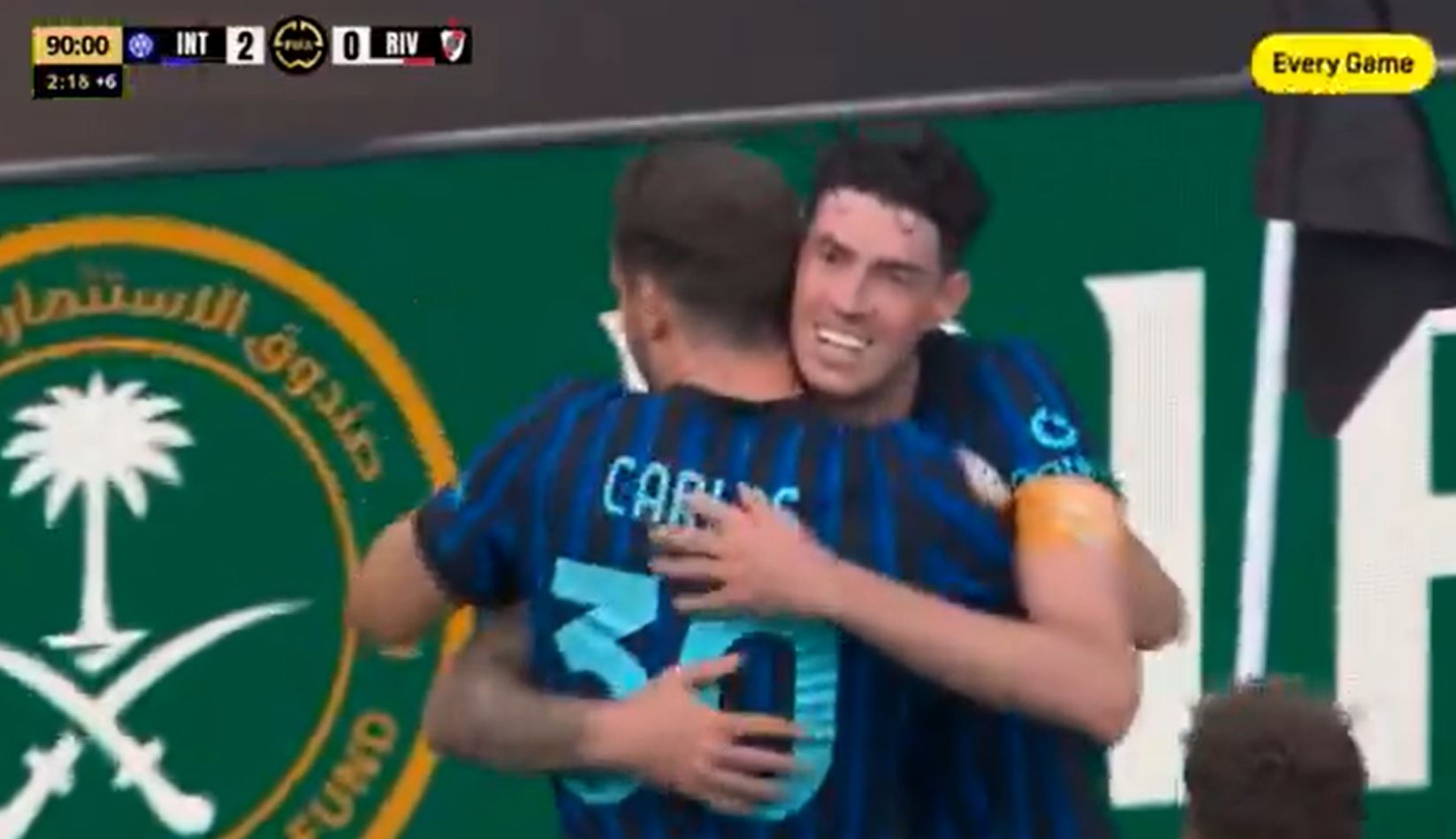 Inter gra dalej na KMŚ! Dwie czerwone kartki ułatwiły zadanie [WIDEO]