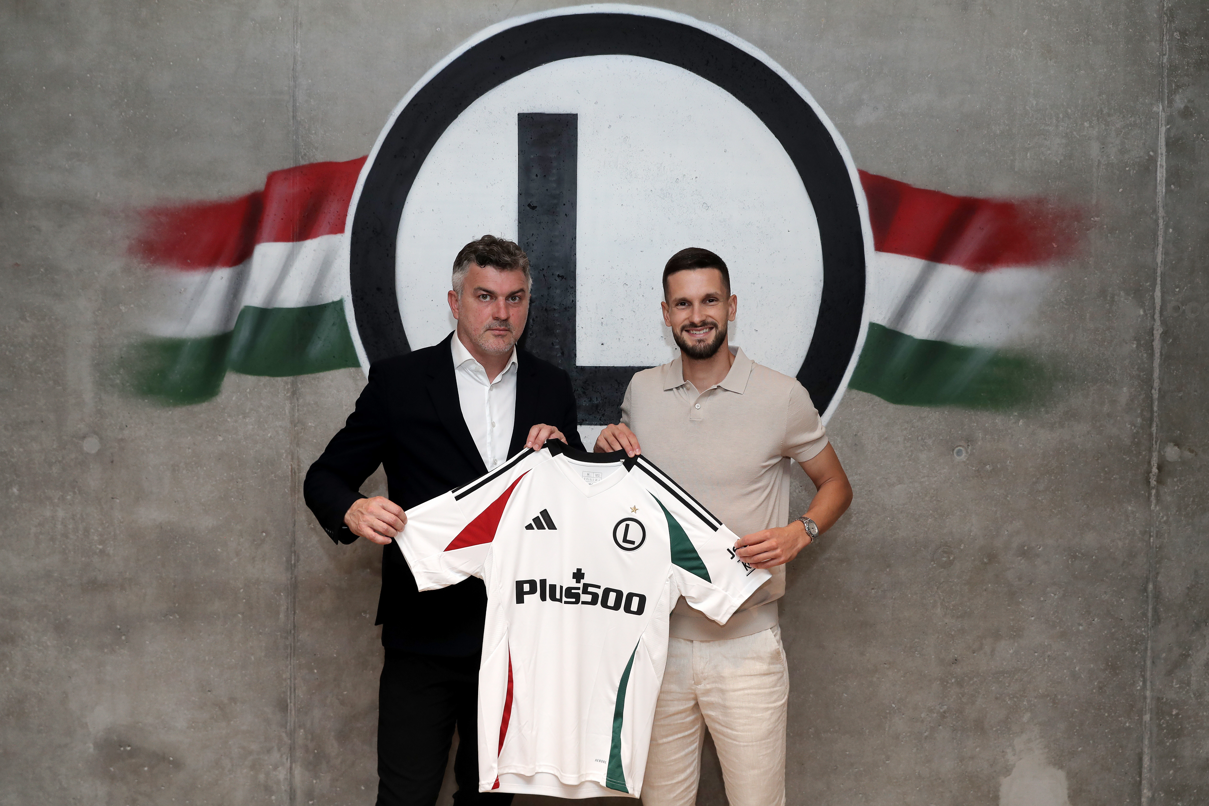 Pierwszy transfer Legii! "Uniwersalny żołnierz"