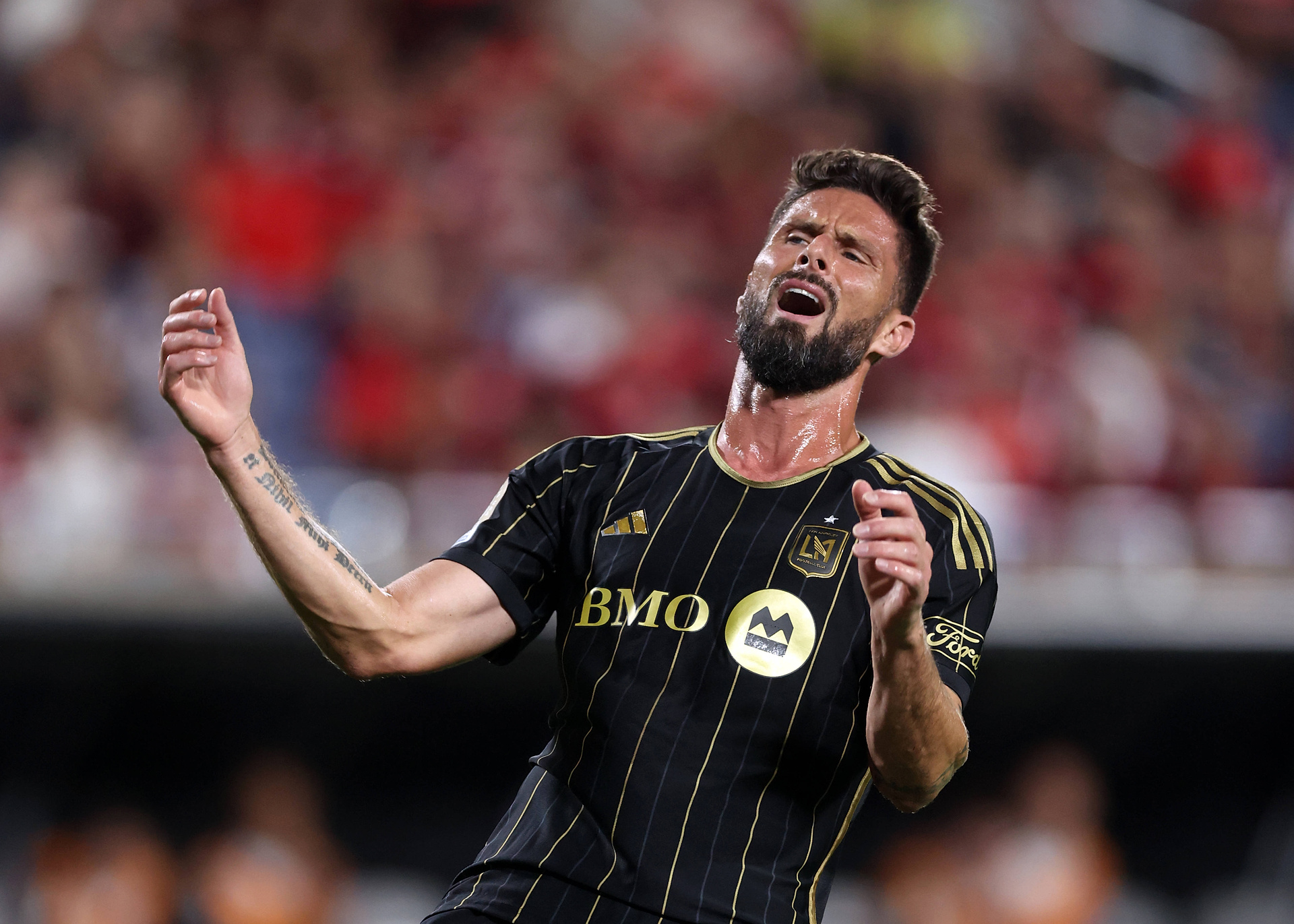 Były gracz Realu namawiał Giroud do zmiany klubu. Francuz ujawnił