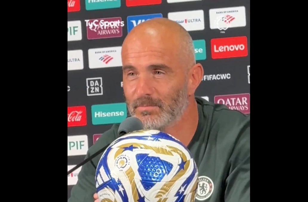 Trener Chelsea ośmieszył się na konferencji. Co za pomyłka [WIDEO]