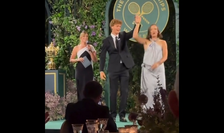 Sinner wziął Świątek w obroty. Taniec mistrzów Wimbledonu! [WIDEO]