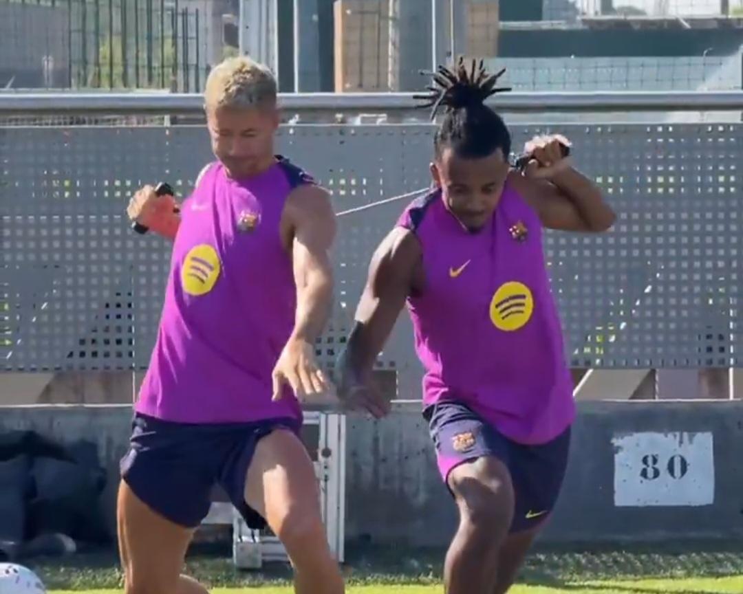 Tak Barcelona nazwała Lewandowskiego. Trudno się nie zgodzić [WIDEO]